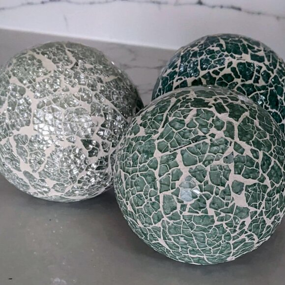 4 Decorative Orbs set, 4 Inch Decorative Balls Glass Mosaic Sphere Balls - Picture 2 of 7
